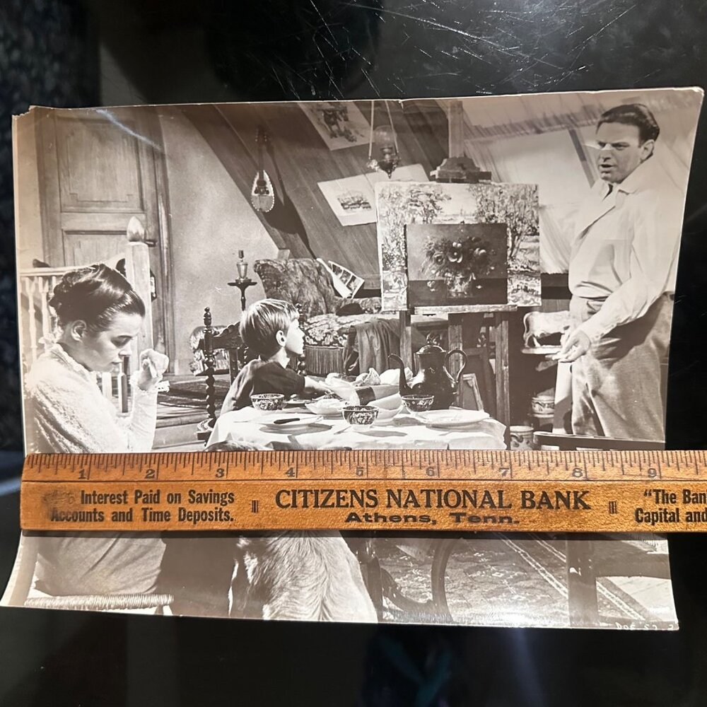 Vintage 7x9 Photo From "A Dog Of Flanders" Movie Scene - Picture 2 of 13